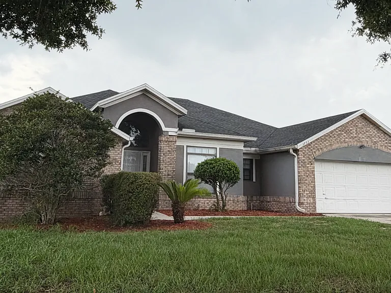 3733 Weetamoo Cir — Photo 2