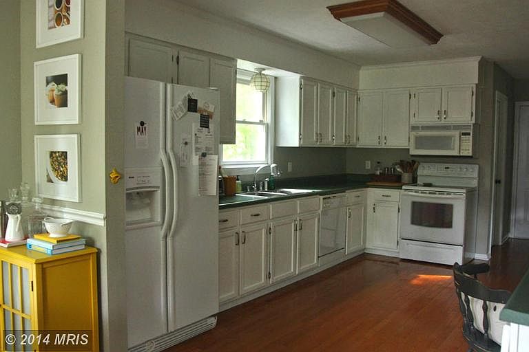 1st image of 138 Bell Haven Cir