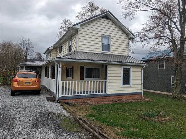 127 3rd Ave, Seward, PA 15954