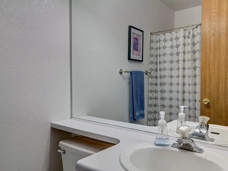 922 Hercules Cir — Photo 4