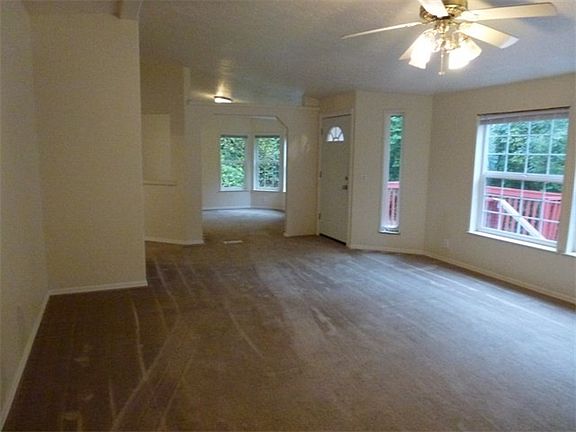 5th image of 13915 135th Street Ct NW