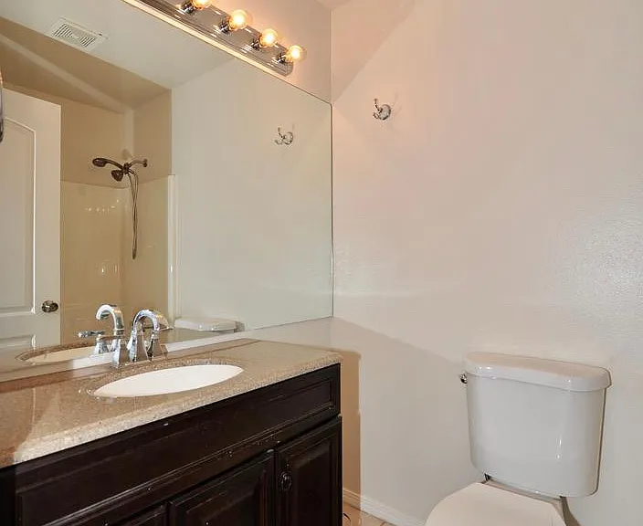13948 N Cassia St #2 — Photo 16