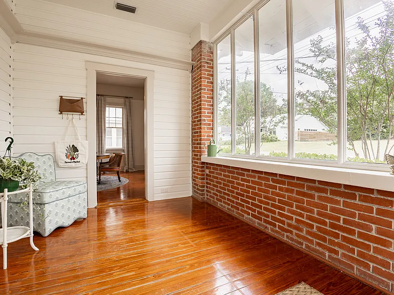 825 SE Sanchez Ave — Photo 3