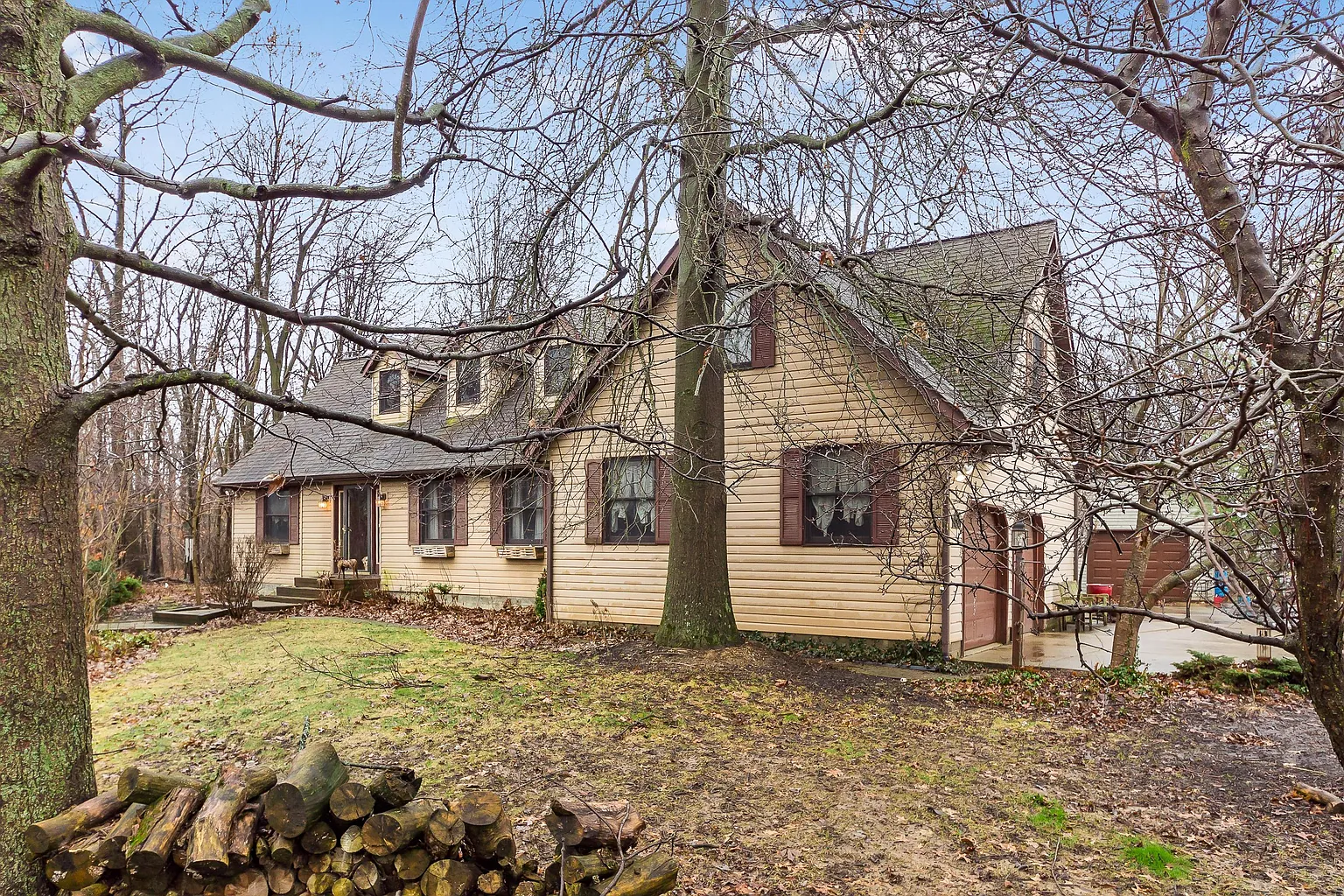 7431 Beecher Rd SW photo 1