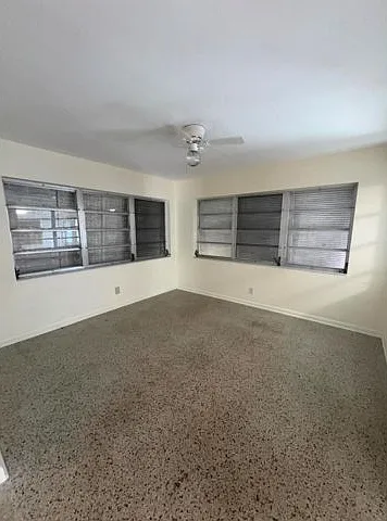 422 S Arnold Ave — Photo 1
