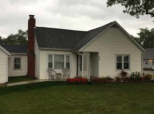 595 E Franklin St, Berne, IN 46711