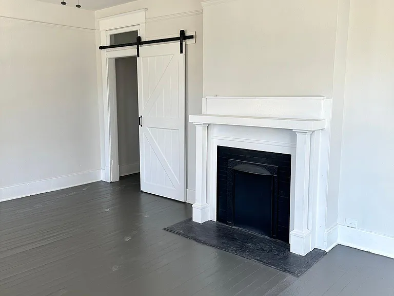 251 Broad St #251 — Photo 9