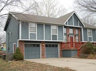 2415 Girard Ave, Leavenworth, KS 66048