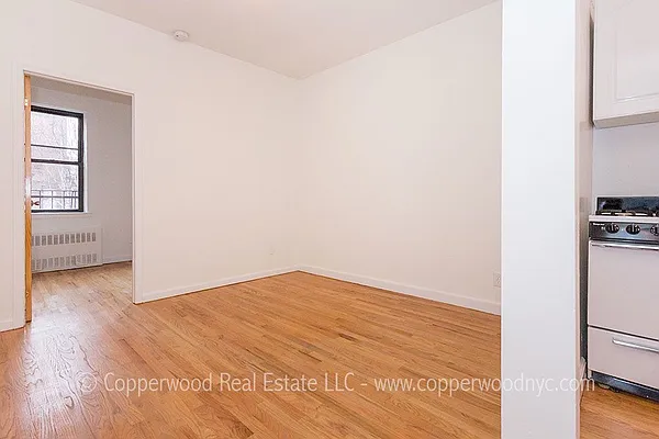 Rented by Copperwood Real Estate | media 13