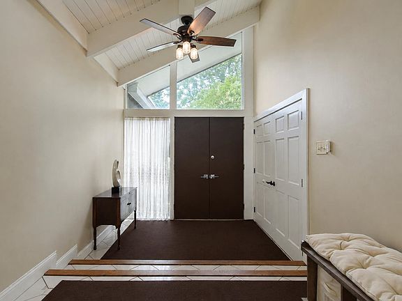 5th image of 789 South Prospect Street