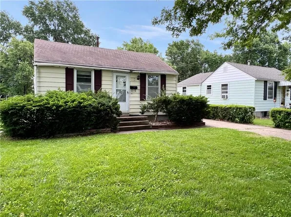 612 S Cherry St, Olathe, KS 66061