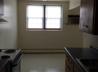 4242 Fremont Ave N APT 4, Minneapolis, MN 55412