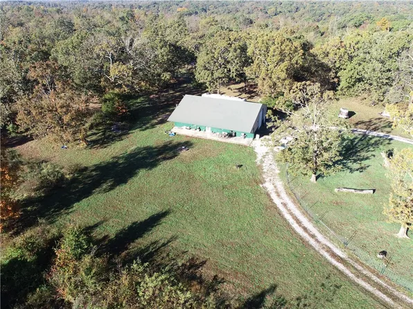 11138 Georgia Flat Rd, Gravette, AR 72736