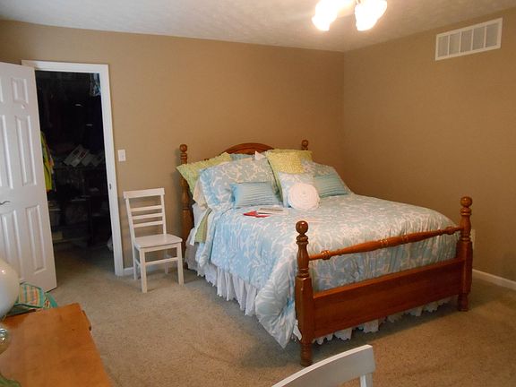 4th image of 416 Michael Ct