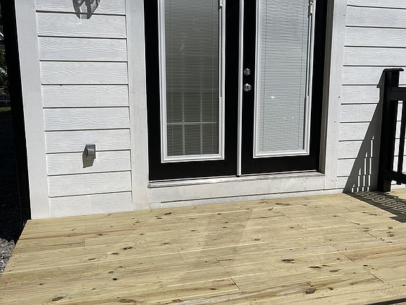 2nd image of 3434 N Capitol Ave #3