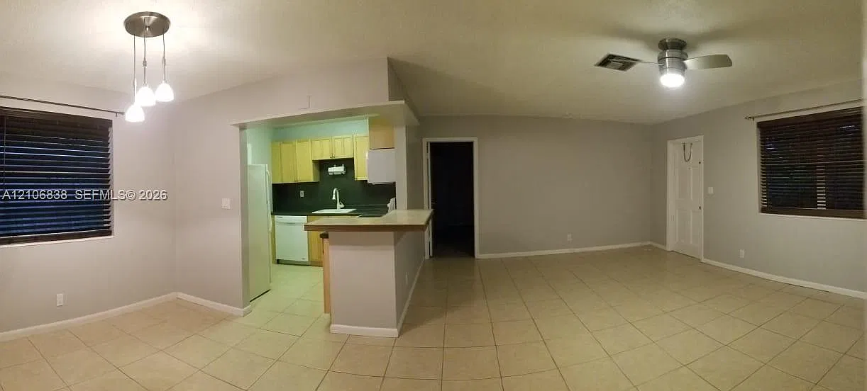 Placido Place — Photo 3