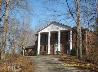 104 Chimney Ct, Lagrange, GA 30240