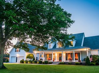 10639 Old Cox Pike, Bon Aqua, TN 37025