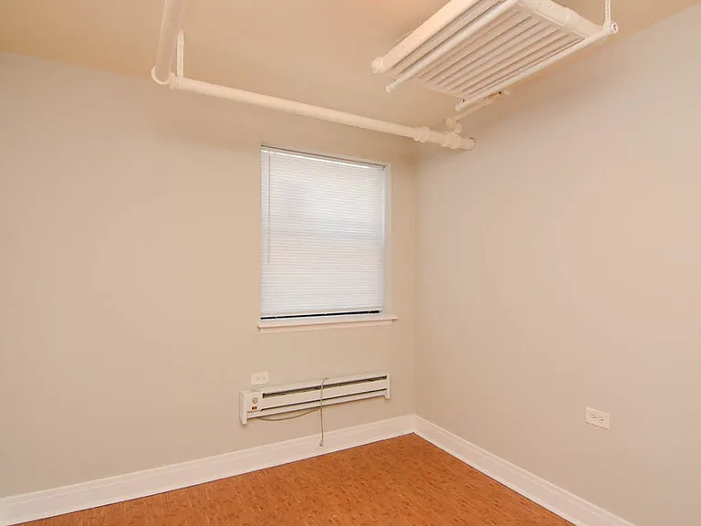 5736 N Winthrop Ave #410 — Photo 10