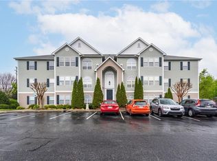 4700 Pennoak Ln APT L, Greensboro, NC 27409