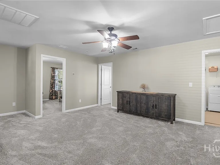 153 Hamilton Grv — Photo 24