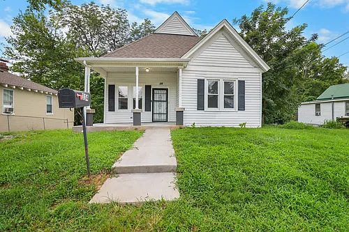 114 Emory St Photo 1