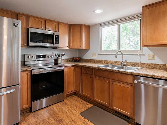 4th image of 2368 Eastcleft Dr