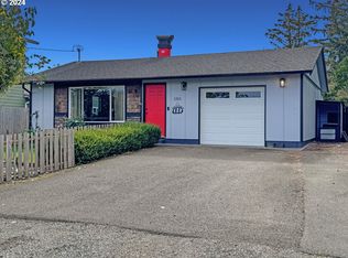 1315 A St, Seaside, OR 97138