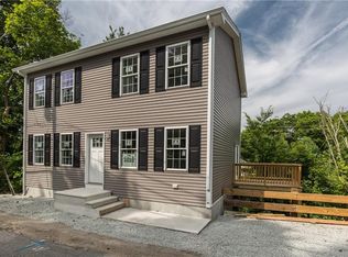18 Cross St, Smithfield, RI 02917