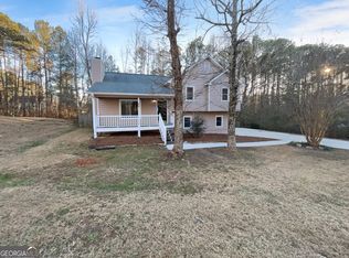 424 Nottingham Dr, Douglasville, GA 30134