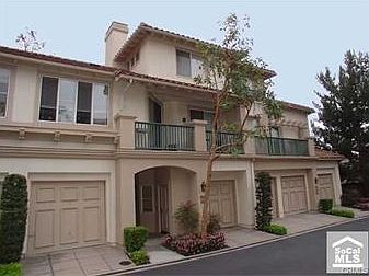 Desirable Cantada Town home
