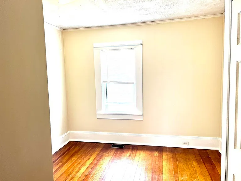 5 Adams St #1 — Photo 12