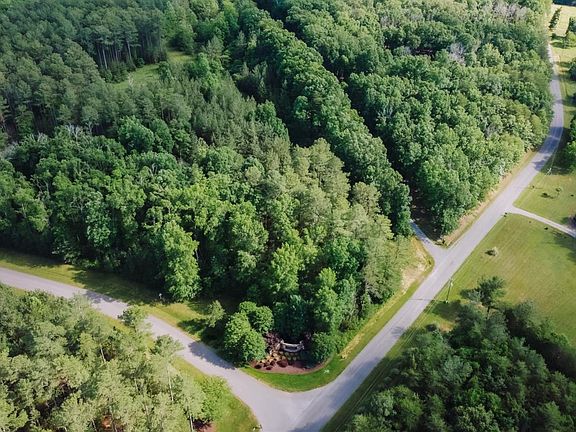 3rd image of 305 Runaway Bay Rd Lot 305