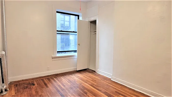 Rented by New York Residence | media 18