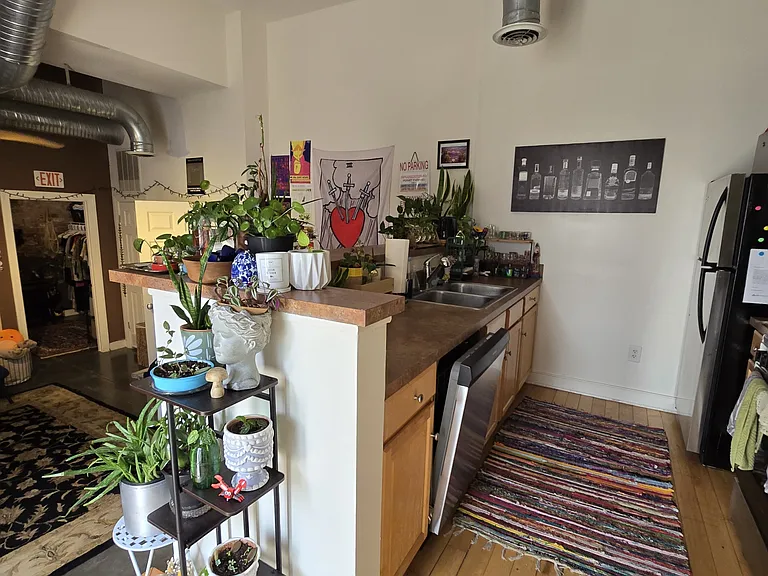 300 Goshen St #105 — Photo 10
