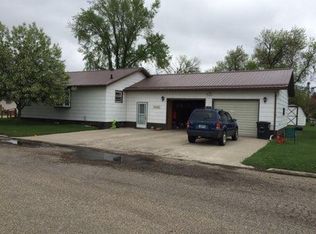 415 7th Ave, Edgeley, ND 58433