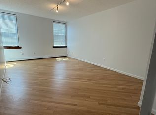 412 Washington St APT 4C, Hoboken, NJ