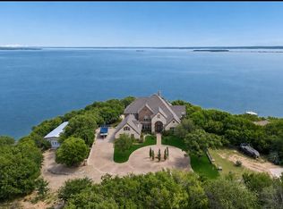 826 Cimmarron Bay Dr, Runaway Bay, TX 76426