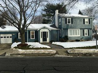 742 Armistice Blvd, Pawtucket, RI 02861