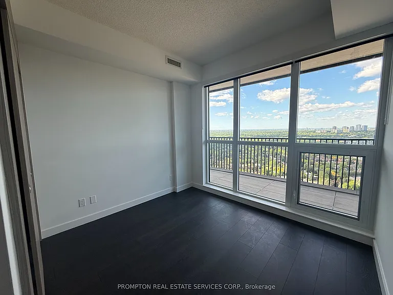 18 Esther Shiner Blvd #3206 — Photo 7