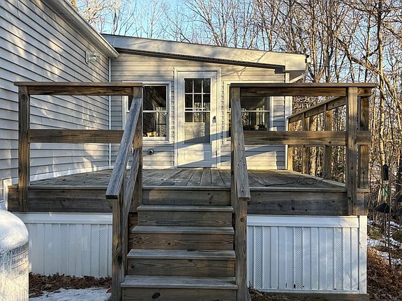 3rd image of 4 Sunny Oaks Terrace
