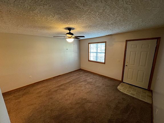 5th image of 600 Baker Rd #B