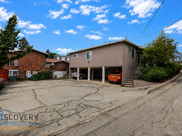Brandon St. 1730 — Photo 19