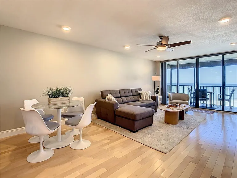 18304 Gulf Blvd #516 — Photo 7