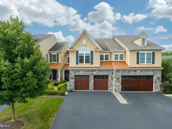 127 Carriage Ct, Plymouth Meeting, PA 19462
