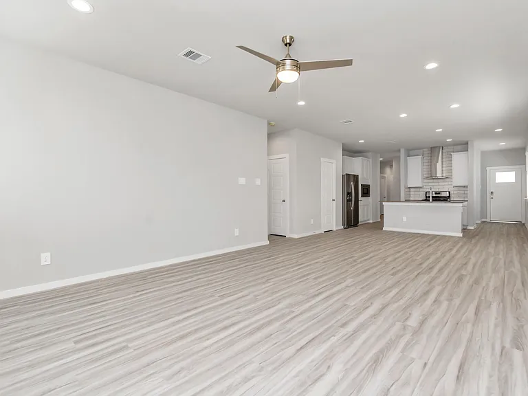 3020 Gunnersbury Dr — Photo 11