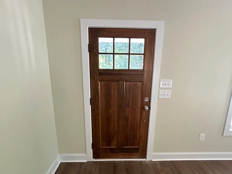 235 Pearl St — Photo 3