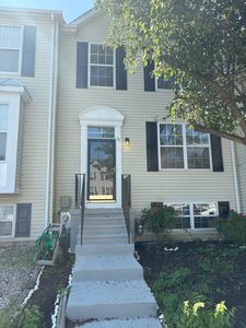 17 Versailles Ct, Newark, DE, 19702
