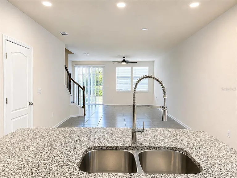 172 Redbud Rd — Photo 3