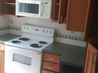 98 Innis Ave, Poughkeepsie, NY 12601